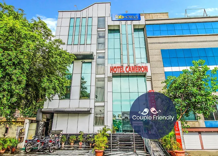 Fabhotel Cameron